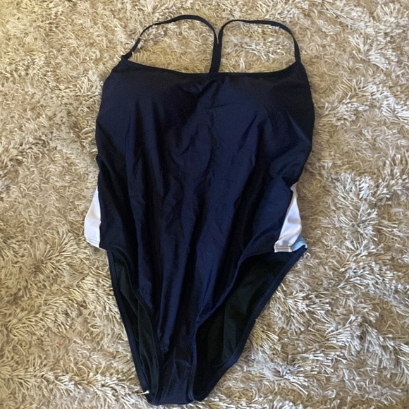 J. Crew Women’s Active ColorBlock One Piece 50 UPF Sun Protection Size 22 - Picture 2 of 8